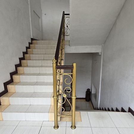 Hotel Maxim Kwitang Jakarta Buitenkant foto